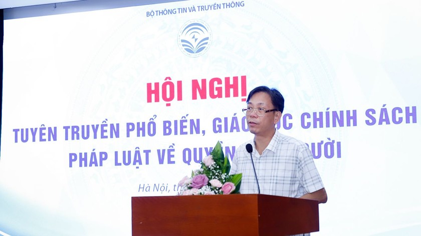 Hội nghị tuyên truyền phổ biến, giáo dục chính sách pháp luật về quyền con người được Bộ TT&TT tổ chức tại Hà Nội.