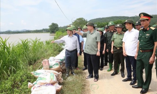 Tổng Bí thư, Chủ tịch nước Tô Lâm kiểm tra công tác phòng, chống lụt bão và thăm hỏi nhân dân vùng lụt, bão tại Tuyên Quang, Phú Thọ