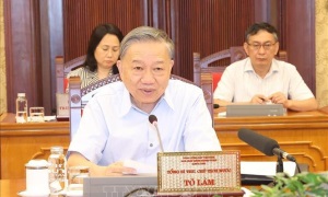 Tổng Bí thư, Chủ tịch nước Tô Lâm thăm hỏi đồng bào, chiến sĩ bị ảnh hưởng của cơn bão số 3