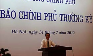 Kinh tế-xã hội tiếp tục chuyển biến tích cực, đúng hướng