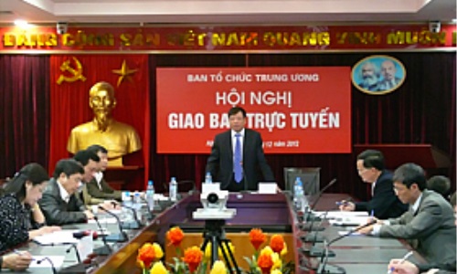 Phấn đấu hoàn thành toàn diện nhiệm vụ năm 2012