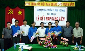 Đảng bộ TP. Hồ Chí Minh: Chú trọng công tác phát triển đảng viên trong trường học