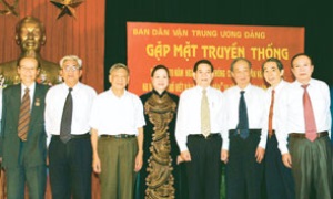 Kỷ niệm 79 năm Ngày truyền thống công tác dân vận Chủ tịch nước Nguyễn Minh Triết: Ðội ngũ cán bộ  làm  công tác dân vận phải có tâm trong sáng