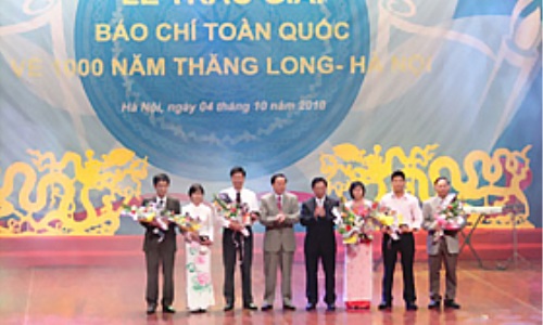 Trao Giải báo chí toàn quốc về 1000 năm Thăng Long  - Hà Nội