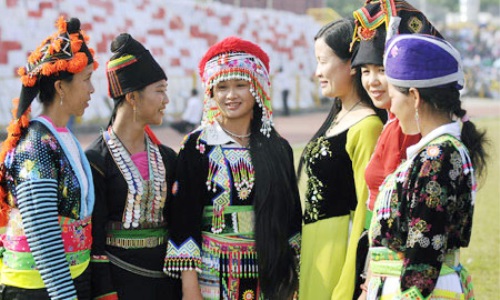 Kinh nghiệm xây dựng đội ngũ cán bộ nữ ở Tuyên Quang