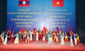 Mít-tinh trọng thể tại Hà Nội và Viêng Chăn kỷ niệm 50 năm Ngày thiết lập quan hệ ngoại giao và 35 năm Ngày ký Hiệp ước Hữu nghị và hợp tác Việt Nam – Lào