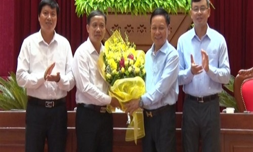 Đồng chí Bùi Văn Khánh, Phó Chủ tịch UBND tỉnh Hòa Bình được bầu làm Phó Bí thư Tỉnh ủy Hòa Bình