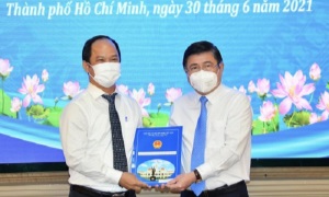 TP. Hồ Chí Minh: Bổ nhiệm Chủ tịch, Phó Chủ tịch UBND 16 quận