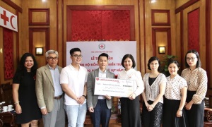 Lee’s Sandwiches ủng hộ 100.000 USD hướng về miền Trung