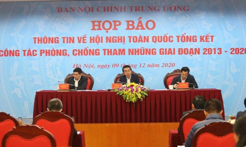 Họp báo thông tin về Hội nghị toàn quốc công tác tổng kết phòng, chống tham nhũng, giai đoạn 2013-2020