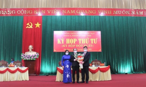 Đồng chí Nguyễn Đăng Bình được bầu giữ chức Chủ tịch UBND tỉnh Bắc Kạn