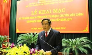 Khai mạc kỳ thi nâng ngạch công chức từ ngạch chuyên viên chính lên ngạch chuyên viên cao cấp