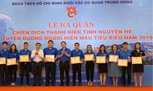 Đoàn Khối các cơ quan Trung ương ra quân Chiến dịch thanh niên tình nguyện hè 2019