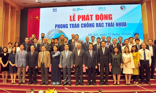 Phát động phong trào chống rác thải nhựa