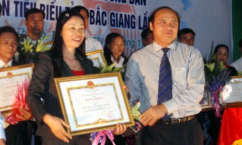 Nâng cao năng lực lãnh đạo của chi bộ thôn, bản ở Bắc Giang