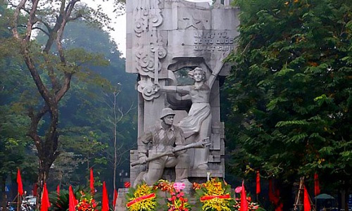 Một quyết định lịch sử của Trung ương Đảng và Chủ tịch Hồ Chí Minh