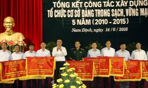 Tỉnh ủy Nam Định biểu dương tổ chức cơ sở đảng trong sạch, vững mạnh 5 năm (2010- 2015)