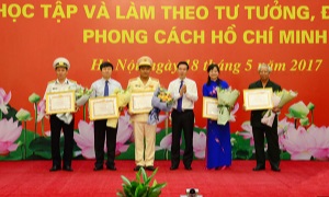 Sơ kết một năm thực hiện Chỉ thị 05 của Bộ Chính trị về “Đẩy mạnh học tập và làm theo tư tưởng, đạo đức, phong cách Hồ Chí Minh”