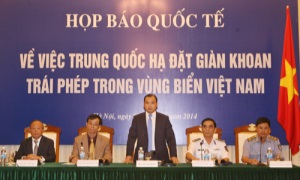 Họp báo quốc tế về việc Trung Quốc đưa giàn khoan xâm phạm chủ quyền của Việt Nam ở Biển Đông