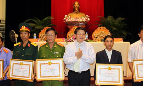 Giải pháp xây dựng đội ngũ cán bộ cơ sở các huyện miền núi của tỉnh Quảng Nam