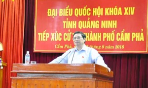 Đồng chí Phạm Minh Chính tiếp xúc cử tri tại tỉnh Quảng Ninh