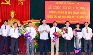Công bố quyết định thành lập Đảng bộ Khối Doanh nghiệp ngoài khu vực nhà nước huyện Thanh Trì
