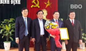 Công bố quyết định đồng chí Nguyễn Phi Long tham gia Ban Thường vụ Tỉnh ủy Bình Định nhiệm kỳ 2015-2020
