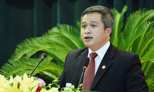 Đồng chí Trần Tiến Hưng, Phó Bí thư Tỉnh ủy Hà Tĩnh được bầu làm Chủ tịch UBND tỉnh Hà Tĩnh