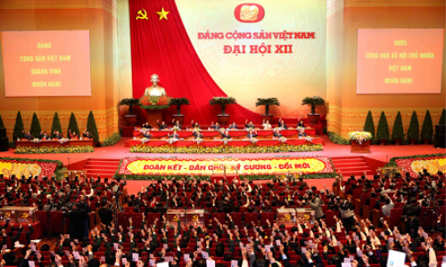 Đổi mới và hoàn thiện hệ thống chính trị cơ sở tại Trà Vinh đáp ứng yêu cầu phát triển trong tình hình mới