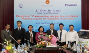 Chương trình “Panasonic tặng máy giặt, trao yêu thương”