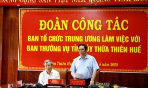 Đồng chí Phạm Minh Chính, Ủy viên Bộ Chính trị, Bí thư Trung ương Đảng, Trưởng Ban Tổ chức Trung ương làm việc với Ban Thường vụ Tỉnh ủy Thừa Thiên Huế