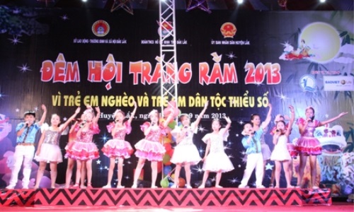 Trung thu cho trẻ em nghèo, trẻ em dân tộc thiểu số