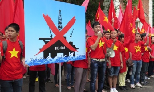 Cộng đồng Việt Nam tại LB Nga phản đối Trung Quốc đặt giàn khoan trái phép