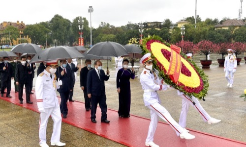 Lãnh đạo Đảng, Nhà nước tưởng nhớ Chủ tịch Hồ Chí Minh và các Anh hùng liệt sĩ