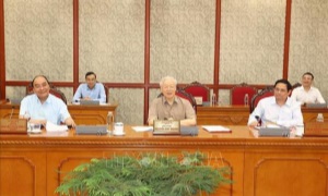 Tổng Bí thư Nguyễn Phú Trọng chủ trì họp Bộ Chính trị, Ban Bí thư xem xét những vấn đề nổi bật