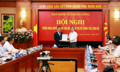 Đồng chí Triệu Tài Vinh, Bí thư Tỉnh uỷ Hà Giang được điều động làm Phó Trưởng Ban Kinh tế Trung ương