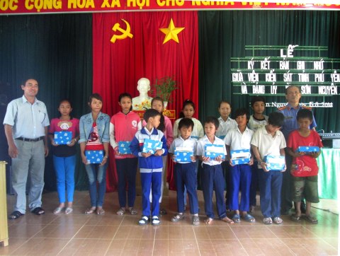 Giúp đảng viên vươn lên thoát nghèo  Đảng Cộng sản Việt Nam  Đại hội XIII
