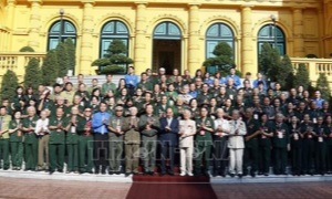 Chủ tịch nước gặp mặt 100 đại biểu cựu thanh niên xung phong