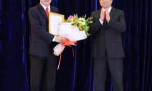 Đồng chí Bùi Văn Cường, Chủ tịch Tổng Liên đoàn Lao động Việt Nam được điều động giữ chức Bí thư Tỉnh ủy Đắk Lắk
